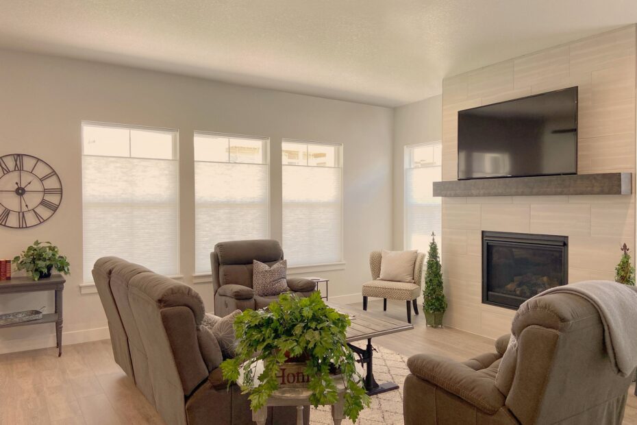 Are Top-Down Bottom-Up Shades a Good Investment for Colorado Homes