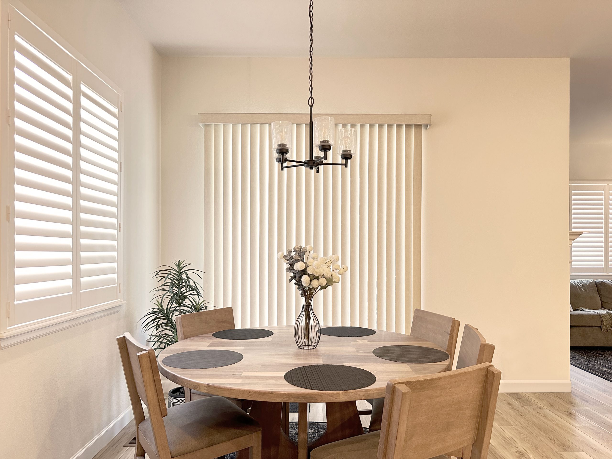 Hunter Douglas Palm Beach Polysatin Shutters with Hidden Tilt system and Z Frame for Littleton homes