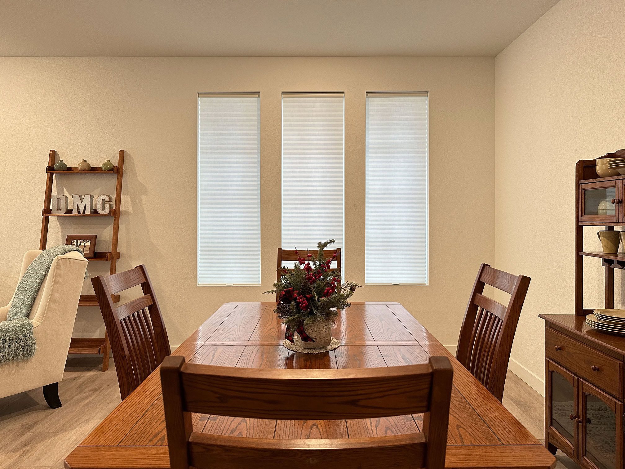 Hunter Douglas Duette Cellular Shades with LiteRise and Light Filtering fabric for Colorado Springs dining room