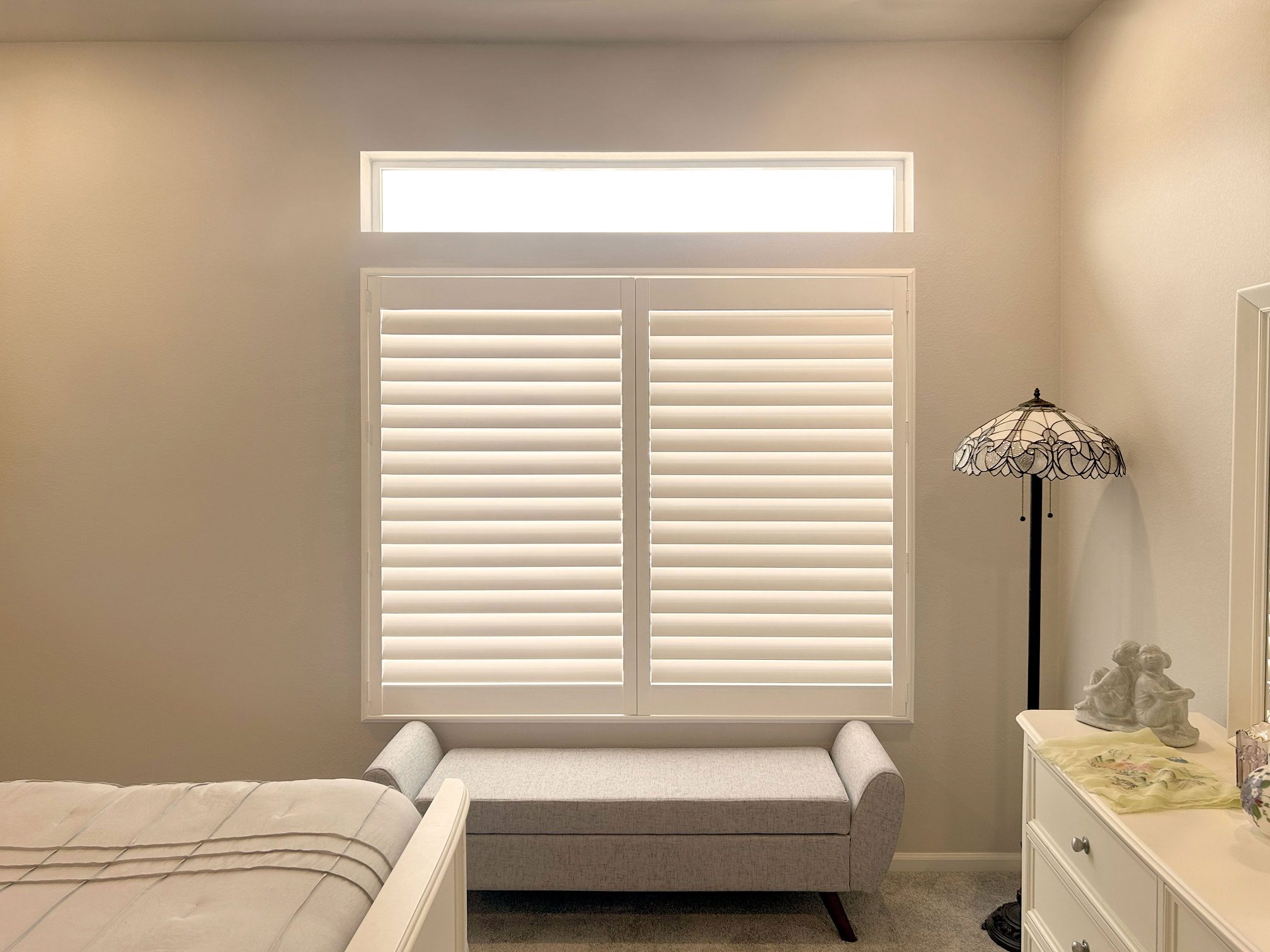 Hunter Douglas Palm Beach Polysatin Shutters with Hidden Tilt and Z Frame installed in Colorado Springs home