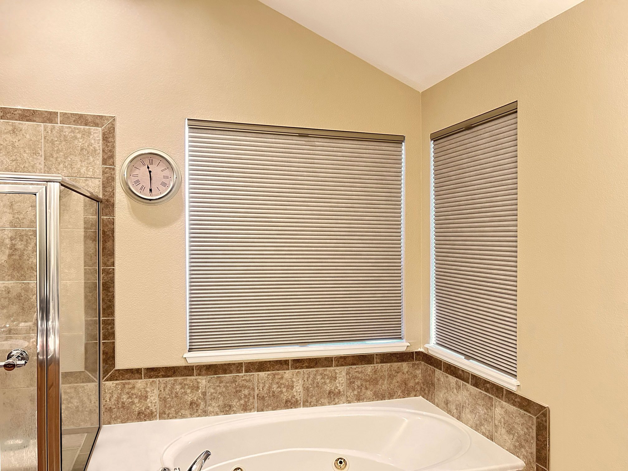 Energy-efficient shades: Hunter Douglas Applause Cellular Shades with LiteRise cordless operation, Top-Down Bottom-Up design, and room darkening fabric for Colorado homes