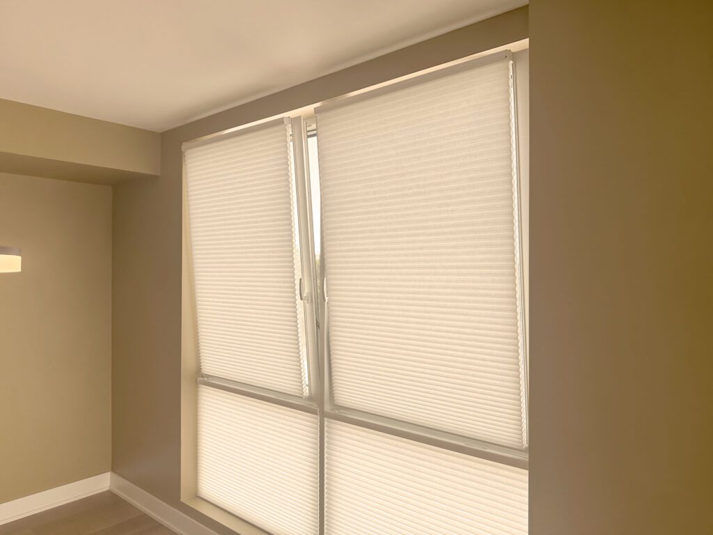 Hunter Douglas Duette Cellular Shades with PowerView Automation, Light Filtering fabric, and Tilt option